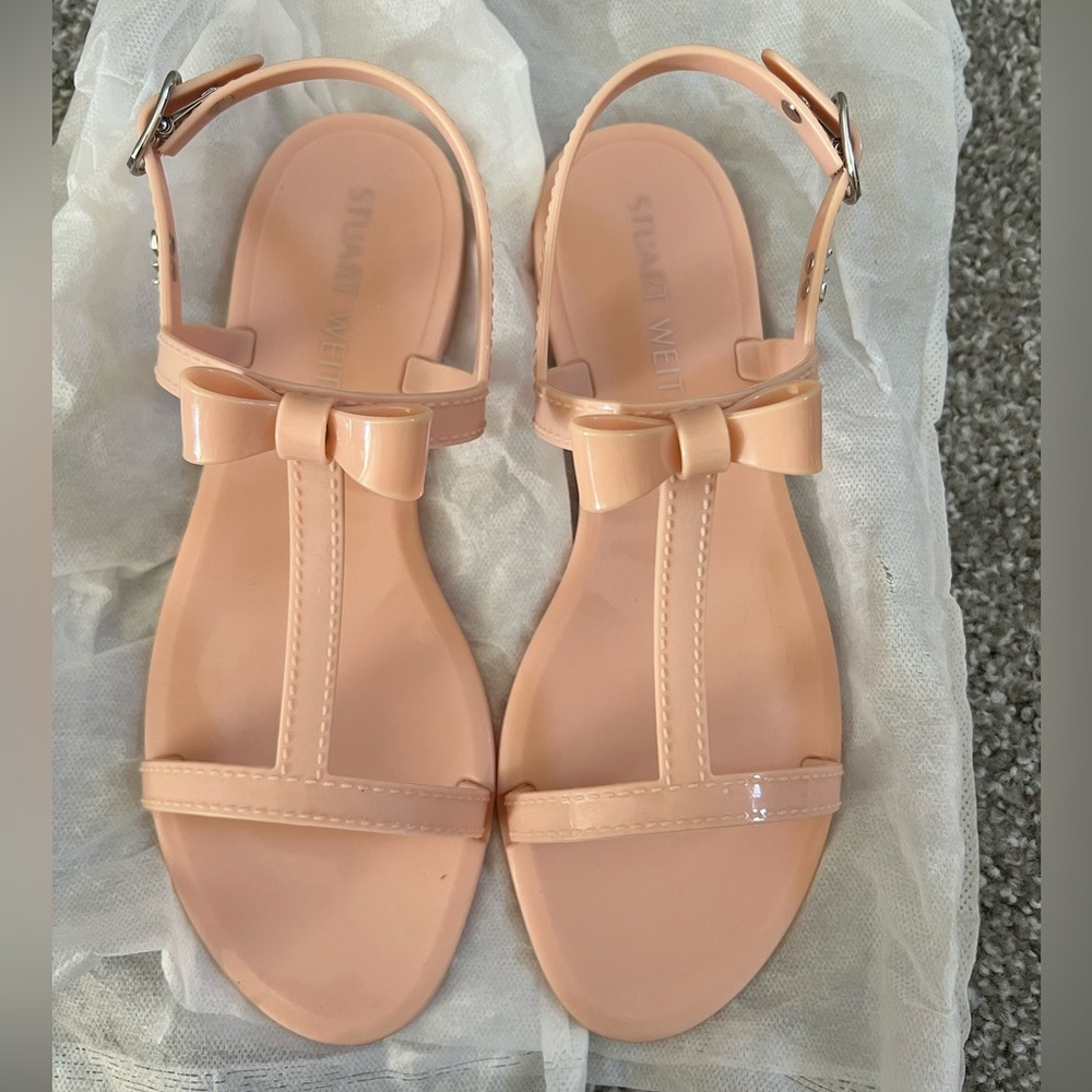 Stuart Weitzman Sandal, Almost new. Rubber.
